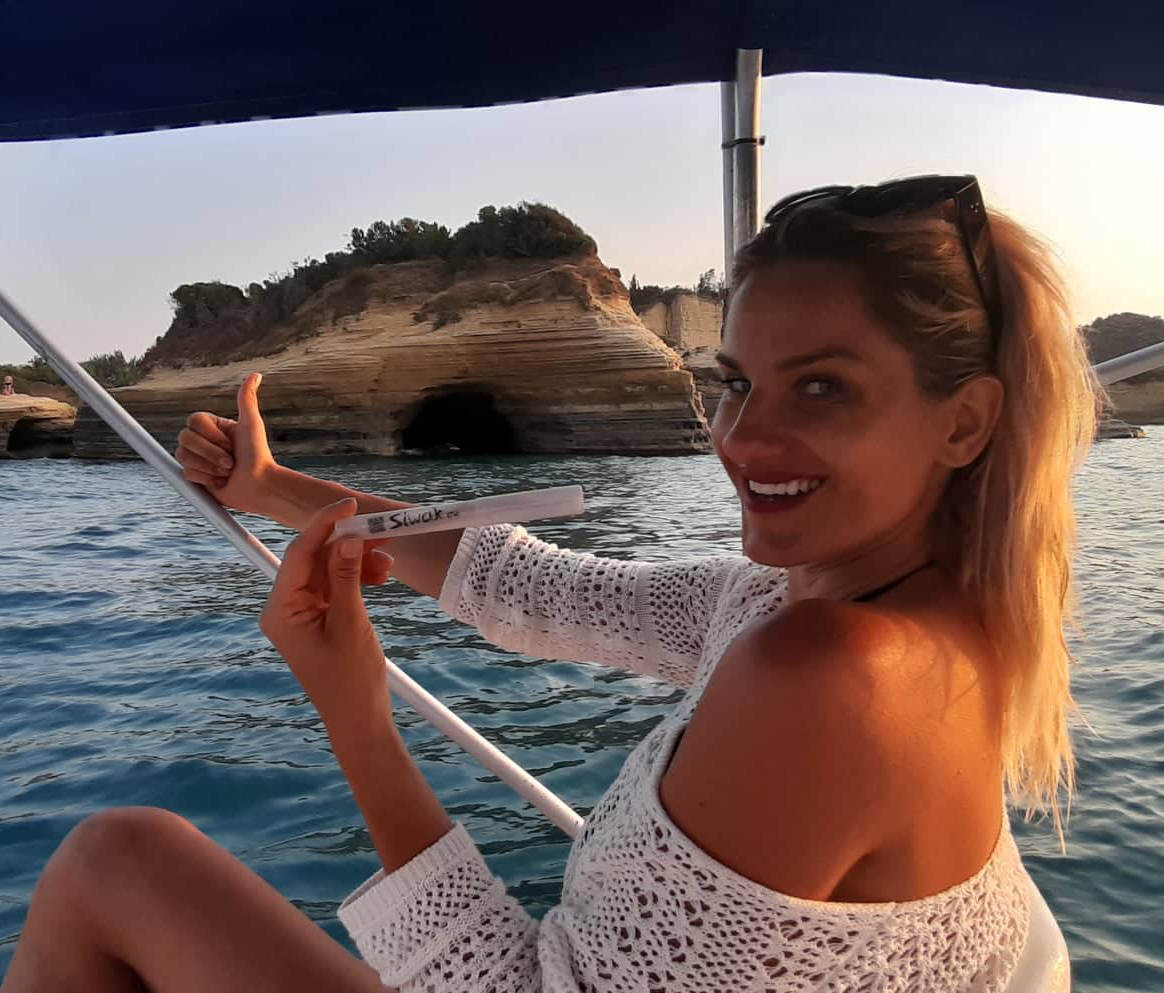 Siwak Miswak with case is a great accessory on your holiday